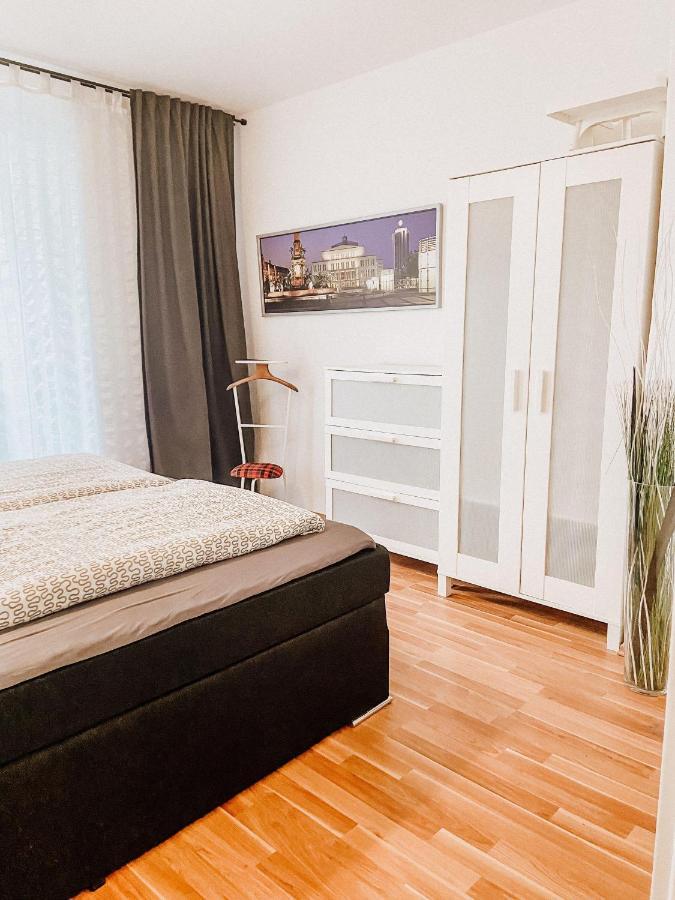 Gemuetliche Fewo Mit Balkon Leipzig Exterior foto